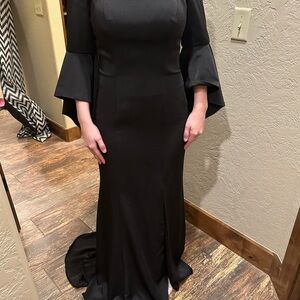 Elegant Black Prom Gown